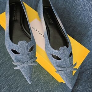Marc Jacobs Denim Blue Cat Flats